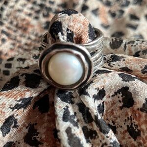 Elegant Sterling Silver Pearl Ring
